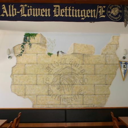 Gasthaus Traube Dettingen an der Erms Ngoại thất bức ảnh