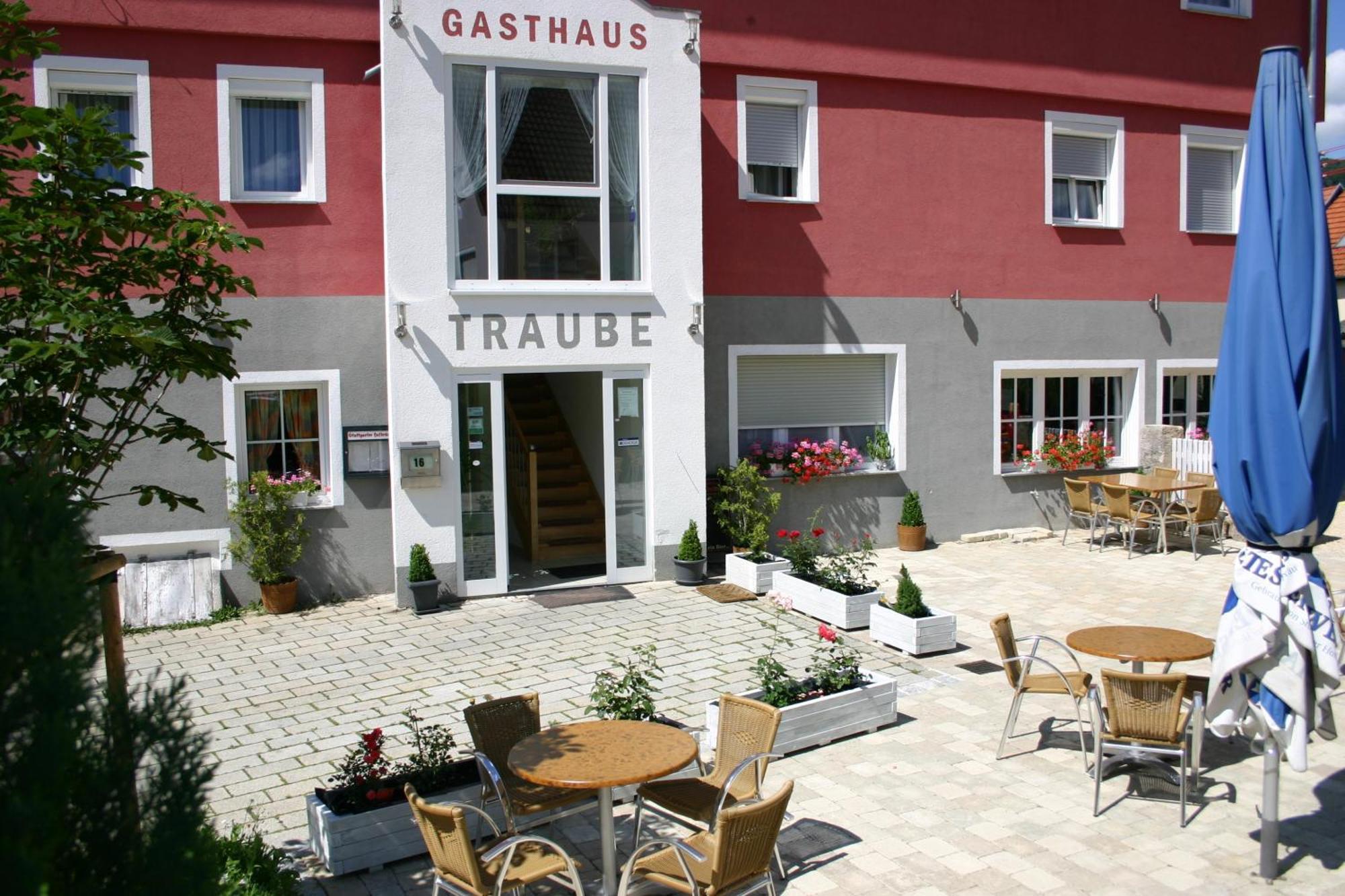 Gasthaus Traube Dettingen an der Erms Ngoại thất bức ảnh